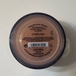 NWT bareMinerals A Little Sun All-Over Face Color (.05 oz)